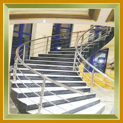SS Hand Railing with Glass